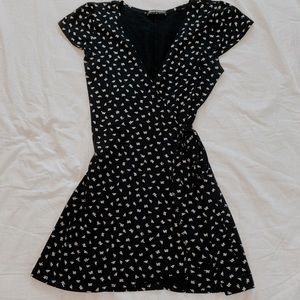 Brandy Melville floral wrap dress!